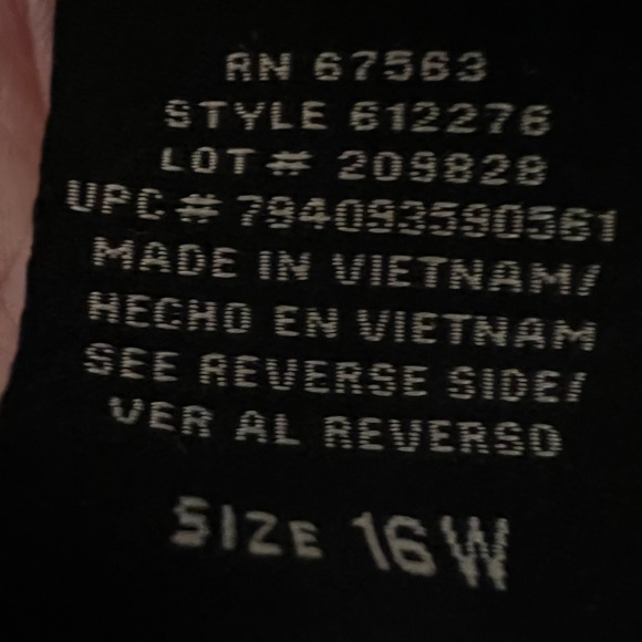 SLNY Silver Layered Wedding Dress - Picture 12 of 13